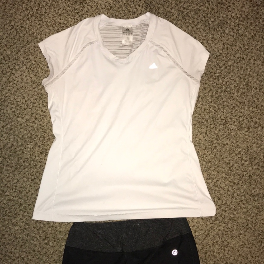 Workout outfit - Picture 3 of 4
